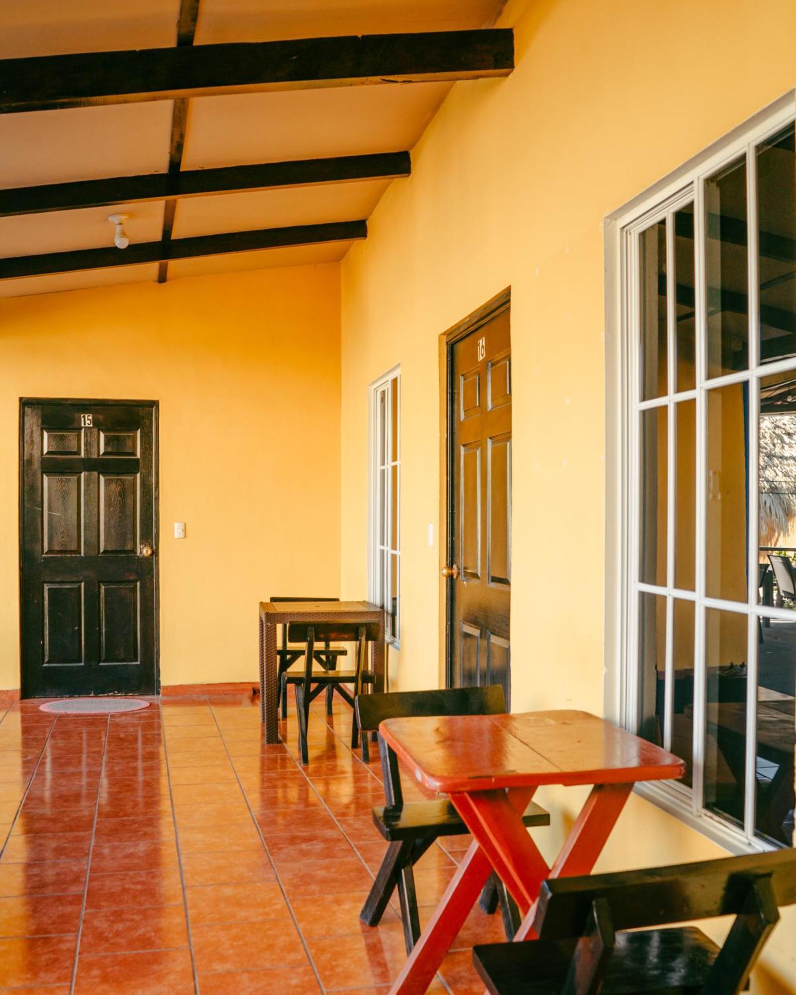 Papaya Lodge ลาลิแบร์ตัด ภายนอก รูปภาพ